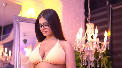 Bella online show from October 2, 5:07 pm