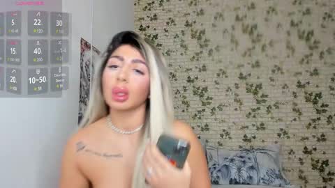 LucyJelly online show from January 23, 4:59 pm