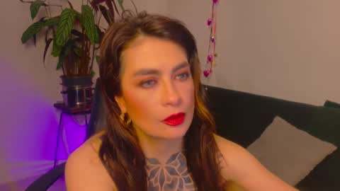 Loren Morrison online show from November 25, 6:31 pm