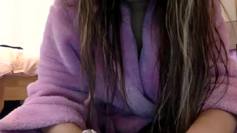 Snapshot of bermudatriangle12 chatting on March 4, 4:49 am tixxie  online show from March 4, 4:49 am