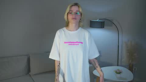 berneicemcqueeney online show from December 3, 10:50 am