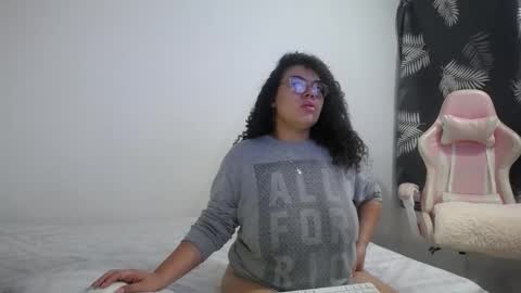 Bianca Tuesday to Sunday from 2am to 6am UTC-5 online show from November 18, 9:54 am