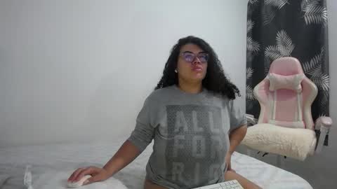 Bianca Tuesday to Sunday from 2am to 6am UTC-5 online show from January 15, 9:26 am