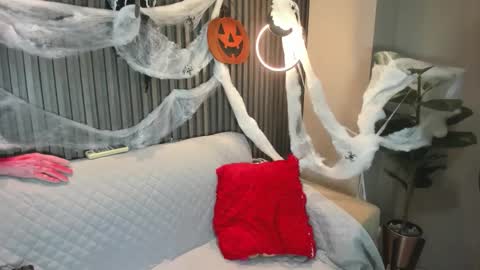 biancaa__18 online show from October 31, 8:35 pm