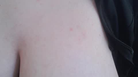 bigbittiesandfun online show from March 3, 6:31 pm