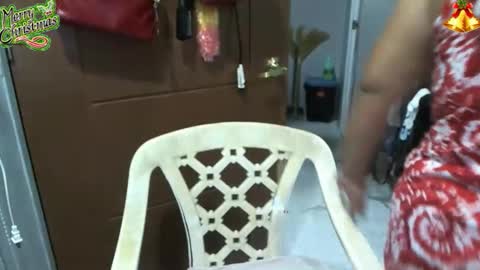 bigboobslyn online show from December 15, 6:35 pm