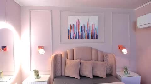   online show from March 7, 10:24 am