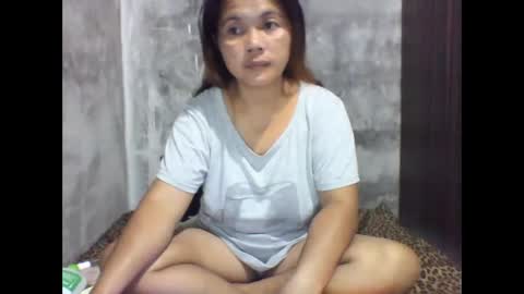 bigtits_24 online show from December 19, 9:18 pm