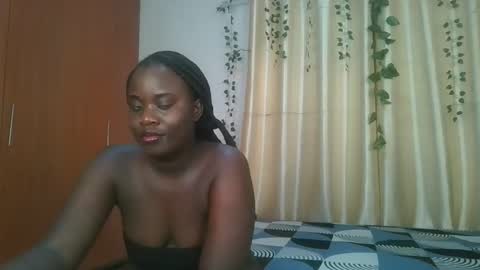 bigtits_baddie online show from December 17, 8:02 pm