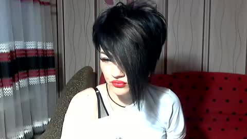 black_hot_01 online show from March 6, 4:52 am