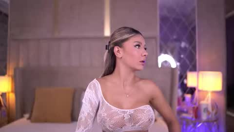 BlairSanders online show from October 20, 6:33 pm