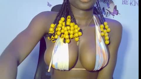 nikky00 online show from December 16, 5:52 pm