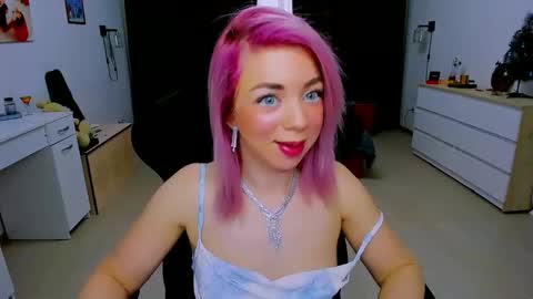 Nicole online show from December 2, 7:10 am