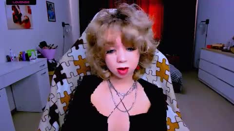 Nicole online show from September 14, 10:24 am