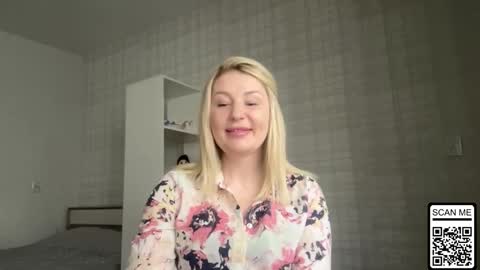 blondie_xoxoxo online show from February 13, 1:24 pm