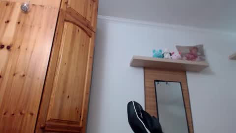 blondyelena online show from November 28, 10:18 am