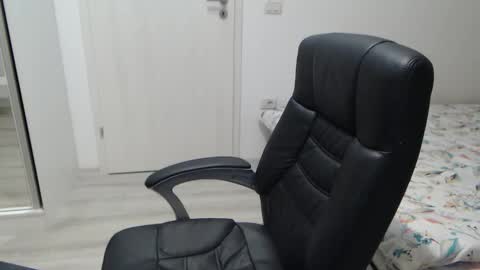 Juliet online show from November 11, 5:32 pm