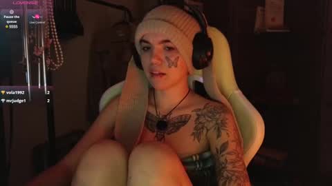 Blue online show from March 8, 6:09 am