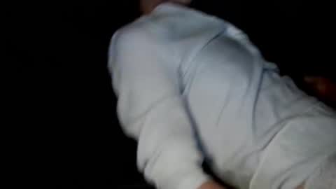 Blueeyedlie online show from November 27, 5:21 am