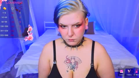 Hi my name is Lunaray online show from September 24, 11:09 am