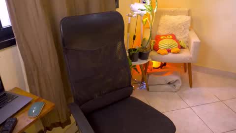 FLORAA online show from February 27, 5:46 pm