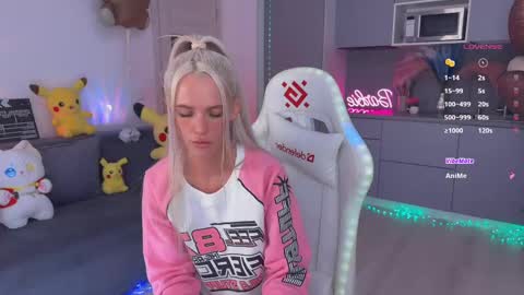 Mikki chan online show from February 13, 8:48 am