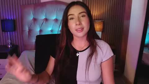 bonnali_lune online show from October 28, 10:36 pm