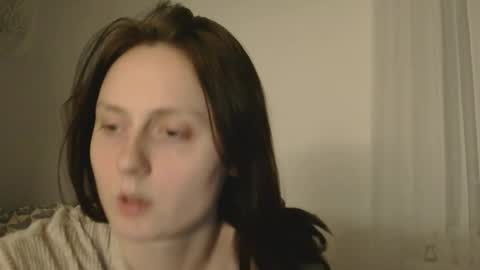 bonne_chance online show from December 14, 8:03 pm