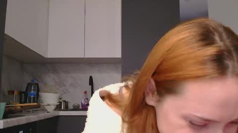 Snapshot of bonne_chance chatting on March 11, 7:47 pm bonne_chance online show from March 11, 7:47 pm