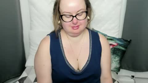 Bonnie online show from November 26, 5:08 am