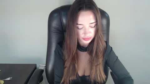 Bonnie online show from October 2, 7:35 am