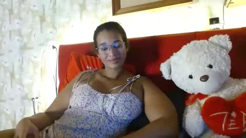 Queen Bon Vivantt online show from February 16, 10:54 pm