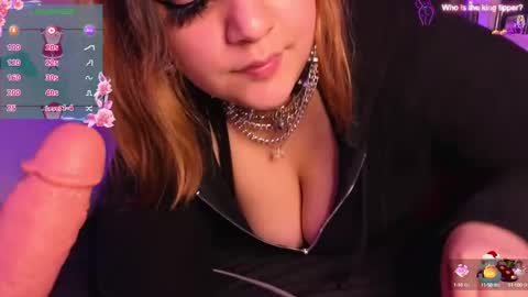 Snapshot of booboosperfectfacefuck chatting on December 20, 9:50 pm Nova  sub to my fan club for free pms and sexy sloppy videos  online show from December 20, 9:50 pm