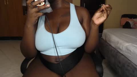 Snapshot of booby_candy chatting on January 20, 4:01 pm booby_candy online show from January 20, 4:01 pm