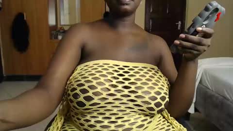 Snapshot of booby_candy chatting on February 4, 7:29 am booby_candy online show from February 4, 7:29 am