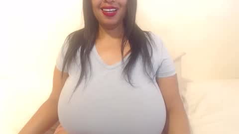 boobyqueen online show from November 5, 9:03 am