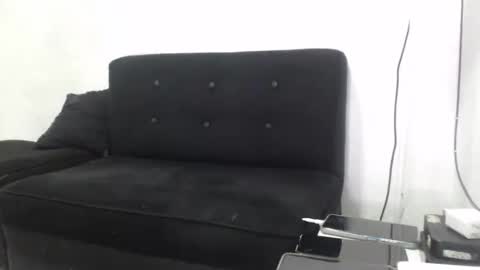 TYRA online show from February 7, 1:58 am