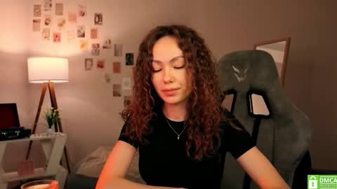 Lilly online show from November 11, 12:35 pm