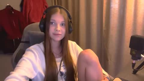 Alice online show from October 20, 1:47 pm