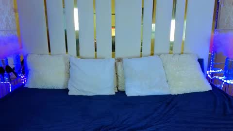 Brandybloomm online show from February 1, 9:35 pm