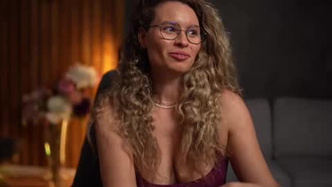 Alex online show from November 8, 5:23 am