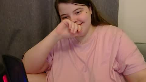 Emma online show from January 9, 7:51 pm