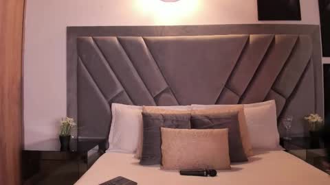 Brenda online show from February 2, 9:14 pm