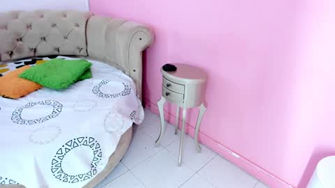 Brianna  online show from December 11, 12:12 pm