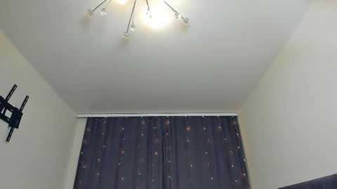 brilliantegirl_ online show from November 30, 8:51 am