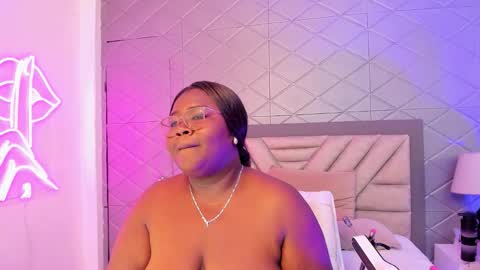 Britany jhonson online show from December 1, 3:10 am