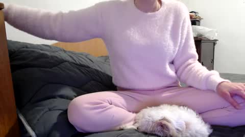 Britney online show from February 1, 10:14 am