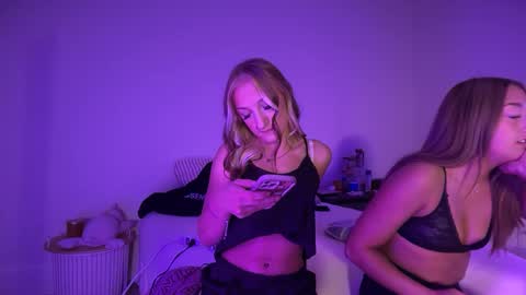 brookepatterson online show from September 25, 5:39 am