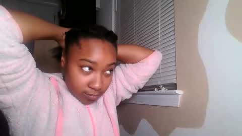 Brownsuagrcutie online show from November 14, 1:38 am