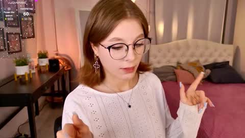 Alice online show from November 19, 8:42 pm